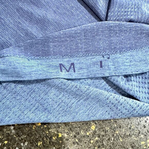Lululemon Metal Vent 2.0 Performance T-Shirt. Blue. Medium. - Picture 5 of 7